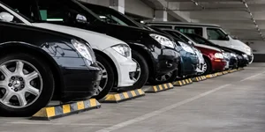 پارکینگ استوار