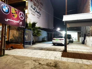 تعمیرگاه بی ام و بنز پورشه