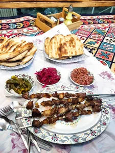 رستوران کباب سرا دایی جواد