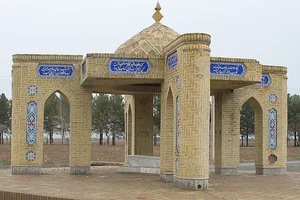 مقبره شاعر حیدر یغما معروف به خشتمال