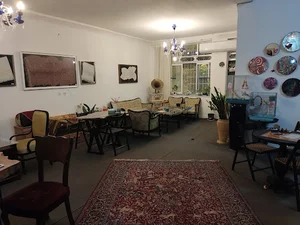 کافه رستوران لاکمه