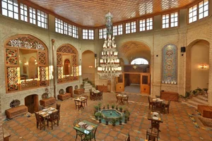 رستوران وکیل التجار 3
