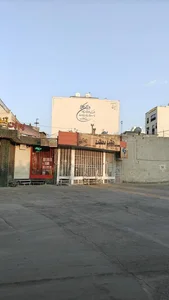 املاک هشت بهشت 2