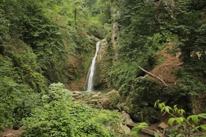 هفت آبشار شیرآباد