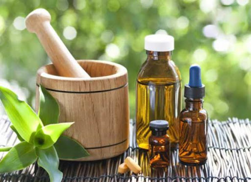 تولید و فروش عرقیات گیاهی سنتی گلدشت رحیملو(ارومیه)