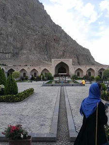 کوه بیستون