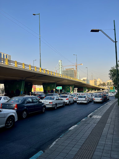چهار راه پارک وی