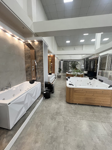 کاشی نویدبنده مسئول شعبه مرکزی