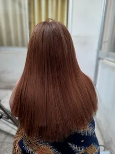 سالن تخصصی الی( رنگ .مژه.تاتو)