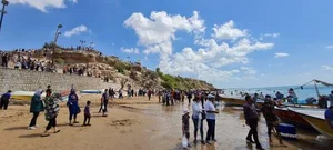 بوستان ساحلی ریشهر 4