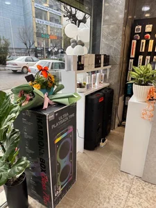 موبایل اُم استور Om Store 3