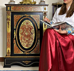 فروشگاه کاریزما آنتیک