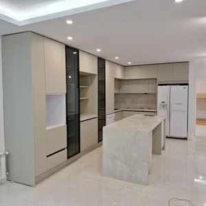 کابینت و کمد دیواری در آذری 2