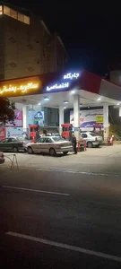 پمپ بنزین