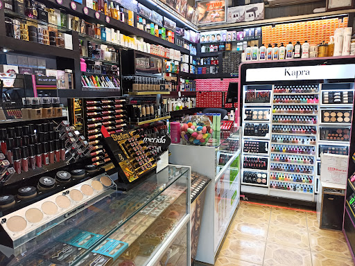 آرایشی هیوا