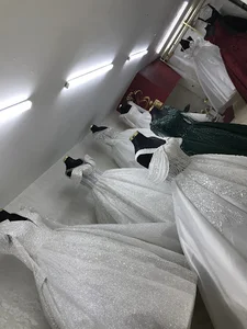 مزون عروس یگانه