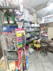 ظروف یکبار مصرف دوستان