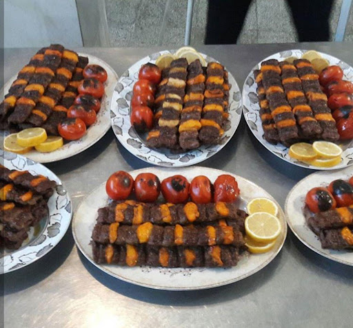 رستوران چرب و چیل
