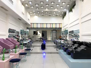 Saviz Beauty Studio سالن زیبایی ساویز