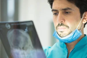 مطب دندانپزشکی دکتر مدرسی