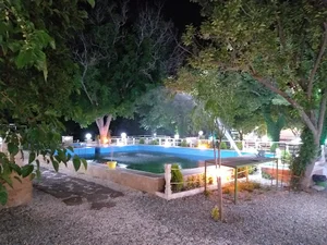 باغ خانوادگی طلا