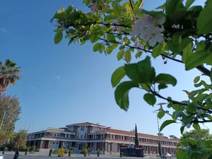 دانشکده علوم انسانی و اجتماعی دانشگاه مازندران