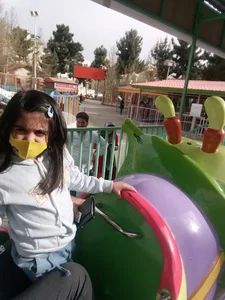 شهربازی بوستان نسترن