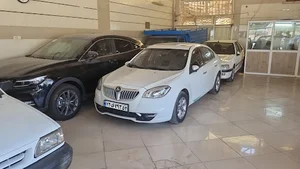 نمایشگاه اتومبیل اردیبهشت