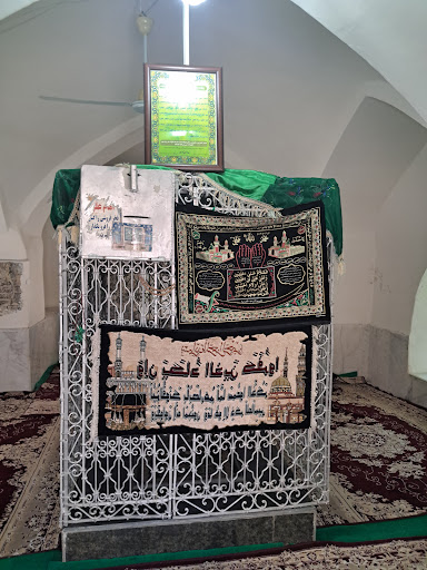 امامزاده سی تن(ع)