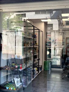 فروشگاه زنجیره ای هانیمان