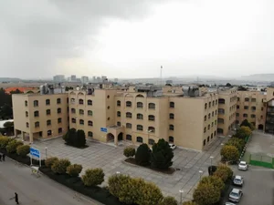 دانشکده اقتصاد و مدیریت 4
