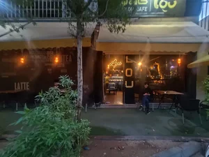 Cafe Lou