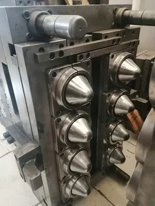 قالب سازی و خدمات فرز دمیر سی ان سی