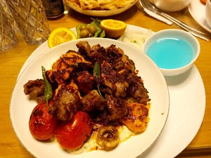 رستوران آنا جان