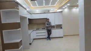 زنجان کوی صدرا خیابان هنرمند اول غربی ق ۳۸۸