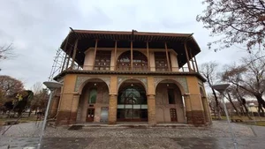 عمارت شهرداری قزوین (موزه بلدیه) 2