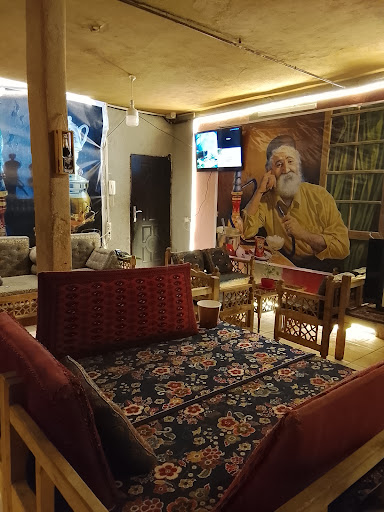 کافه قلیان سنتی اس