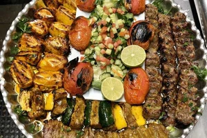 رستوران مجلل مهرگان