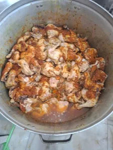 تهیه غذای دانیال احمدی 3