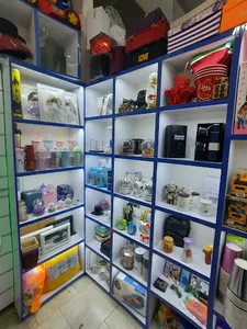 فروشگاه بزرگ فشفشه
