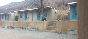 اقامتگاه بومگردی بلوط لردگان