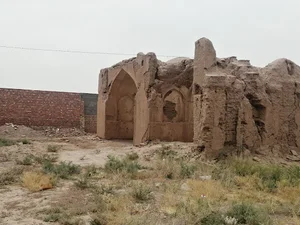 مسجد تاریخی تاج آباد