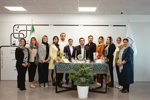 آریا تابان آزما