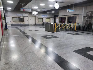 ایستگاه مترو طبرسی