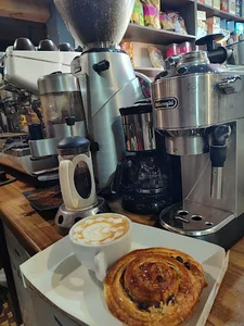چای و قهوه حاج رضا cafe 2