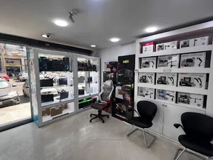 فروشگاه لپ تاپ آذرخش کامپیوتر
