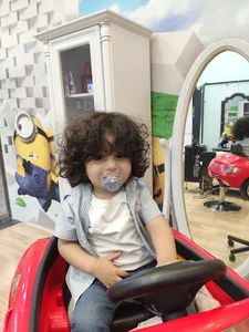 ارایشگاه کودک کیوت کاتcutecut