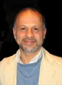 اکبر گنجی - ویکی‌پدیا، دانشنامهٔ آزاد