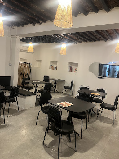 Konchil Cafe and restaurant کافه رستوران کنچیل