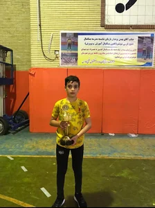 سالن ورزشی دانش آموز